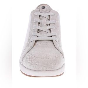 Revere Athens Lace Up Sneaker Sz 5/36 Eu